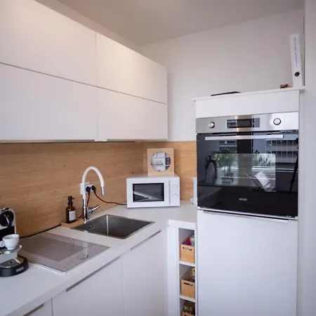 Cozy With Pool I U-bahn Μόναχο