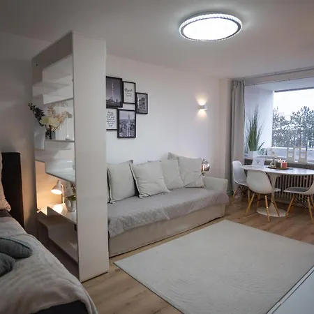 Cozy With Pool I U-bahn