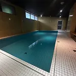 Апартаменты Cozy With Pool I U-bahn *